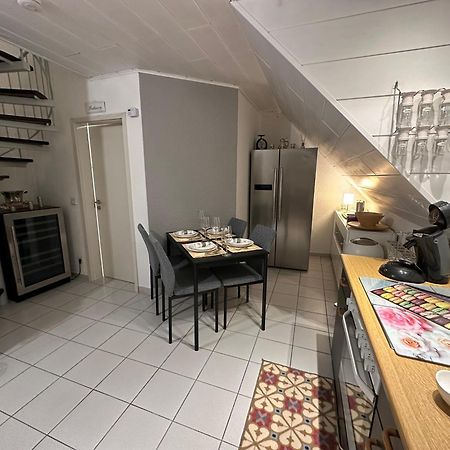 Zentrale Maisonette Mit Buero & Parkplatz グリースハイム エクステリア 写真