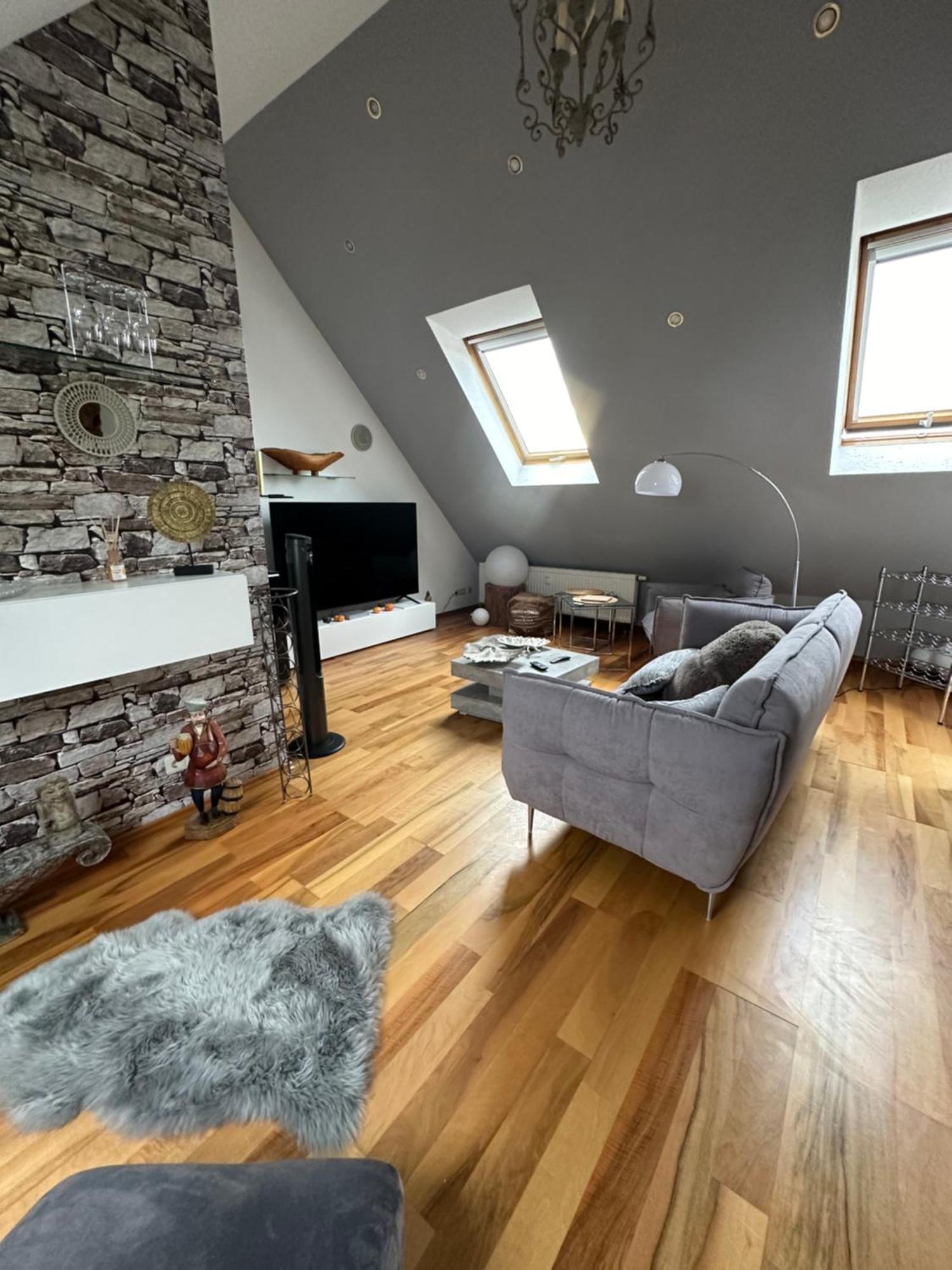 Zentrale Maisonette Mit Buero & Parkplatz グリースハイム エクステリア 写真
